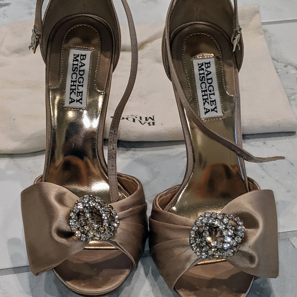 Gold jeweled Peep Toe Size 7